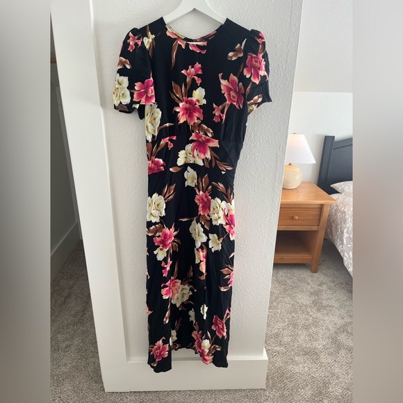 AFRM DRESS FLORAL (M) - Picture 2 of 5